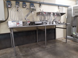 lot 6091 image: Stainless Steel Prep Table