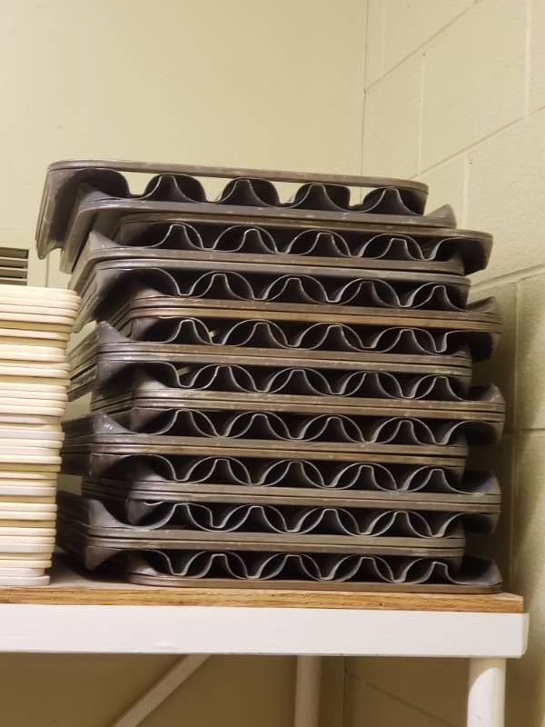 lot 6153 image: Mega Lot of Lockwood Cupcake Trays