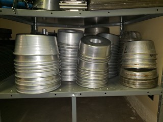 lot 6158 image: Assortment of Bunt Cake Pans