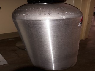 lot 6202 image: Empty Luxfer Gas Tank, Silver