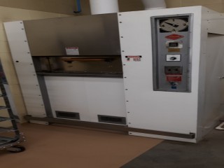 lot 6470 image: Reed Revolving 4 Bun Pan Oven 3 ph Natural Gas