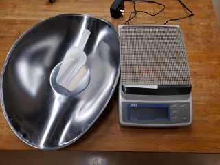 lot 7059 image: AND HF-6000 Scale