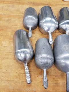 lot 6387 image: Lot of Assorted Scoops - All Sizes 13 Total