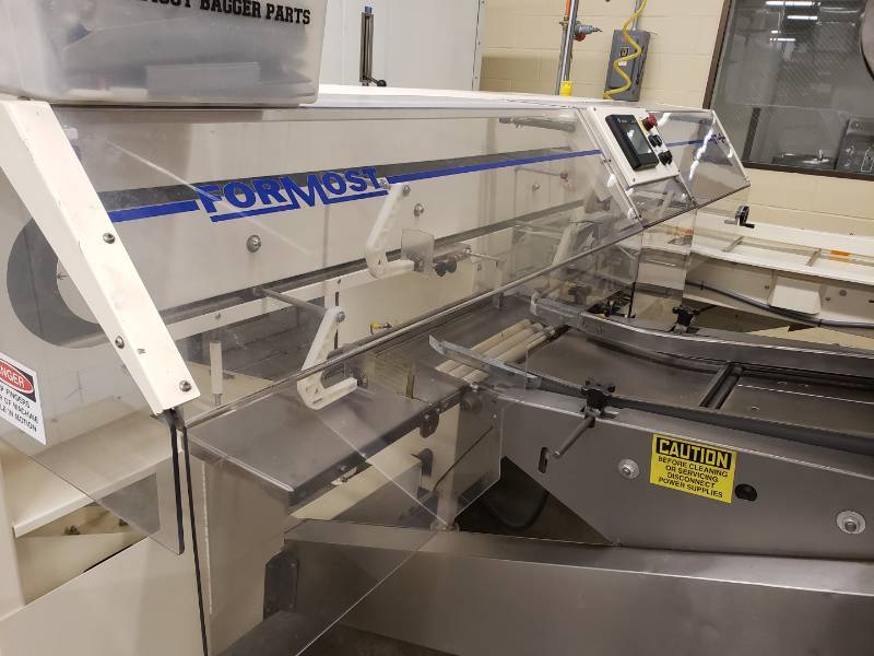lot 6390 image: JUST ADDED Formost GT5 bagging line with tagger