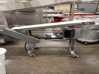 lot 6403 image: Baldor Conveyor Belt with adjustable drive