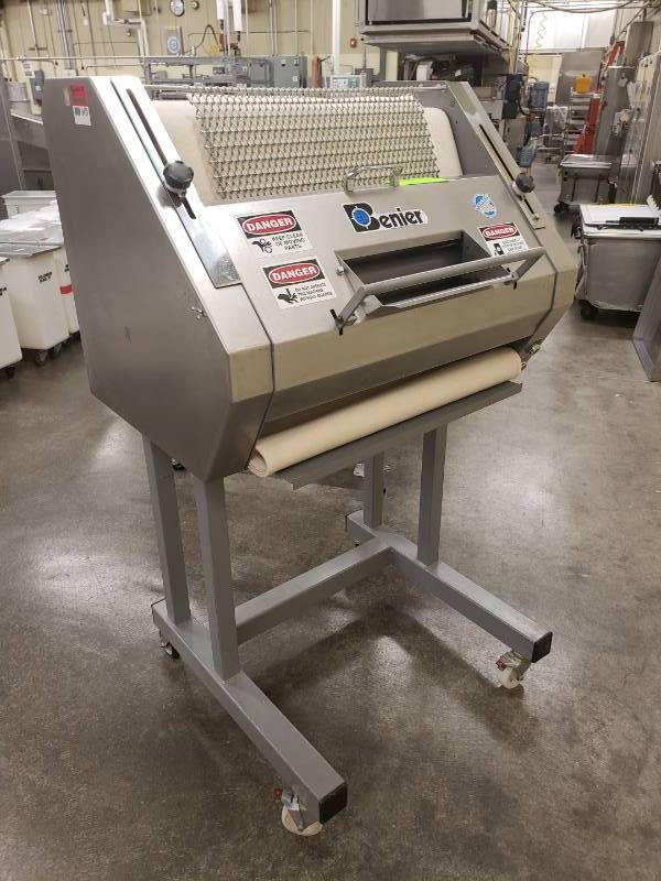 lot 6424 image: Benier banquette moulder sheeter model FBM