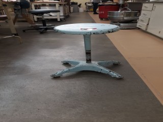 lot 7009 image: Rotating Blue Stool Seat, Metal