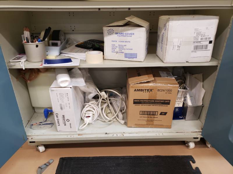 lot 7119 image: Contents of 7116 ( Cart Sold Separately)