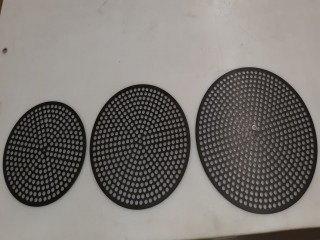lot 7126 image: Various Size Perforated Pans