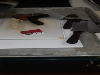 lot 7137 image: Cookie Pan w 6 Cutting Boards, 3 Pizza Cutters, 4 Small Pizza Peelers, & Large 26x18 Cutting Board