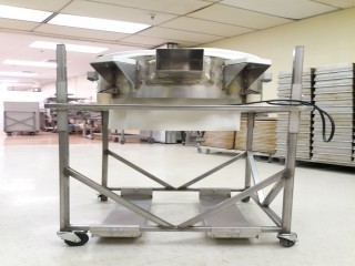 lot 7247 image: Sifter On Rolling Cart
