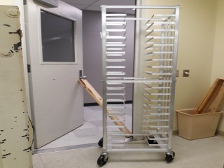lot 7248 image: Pizza Pan Rack On Wheels
