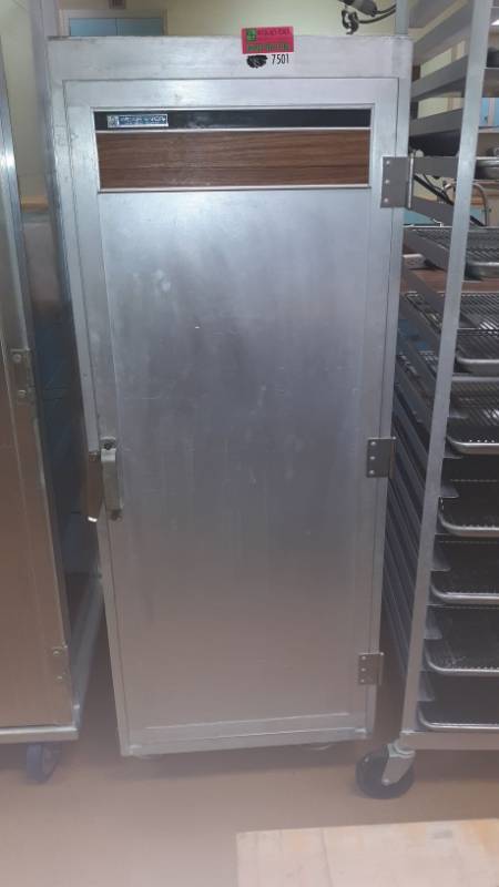 lot 7501 image: Wear-Ever 30-Shelf Cooking Pan StorageCooling Cabinet on Wheels, w 4 Cooking Pans