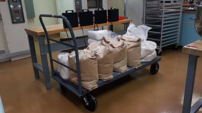lot 7518 image: Jamco Carts Metal Rolling Cart, Contents Not Included