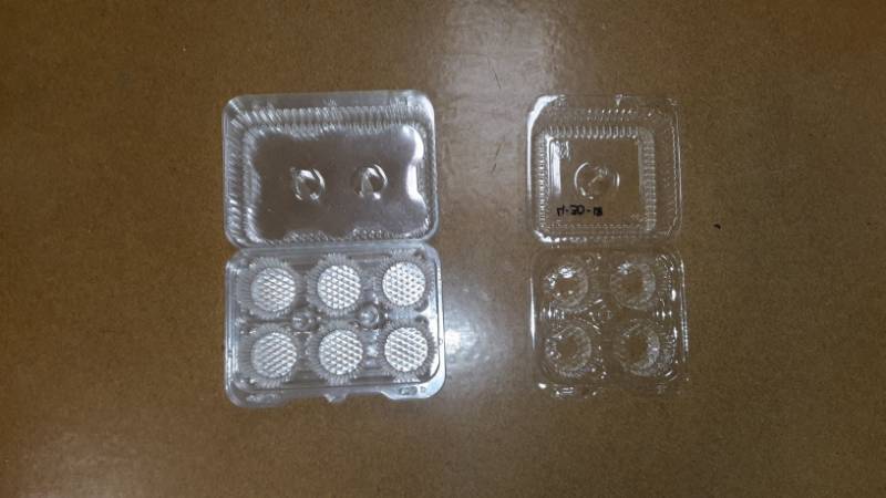 lot 7541 image: Assorted Items in CabinetDrawer Set, Plastic PansLidsetc.
