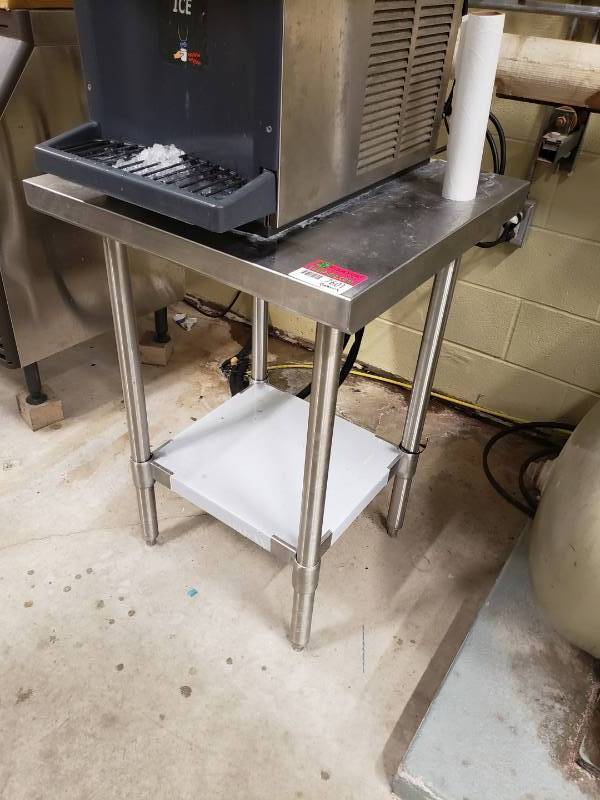 lot 7601 image: All stainless table