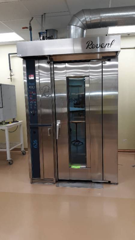 lot 7189 image: Revent Incorporated Rotating Rack Gas Baking Oven 460V 3Ph. w Cooking Pan Cart