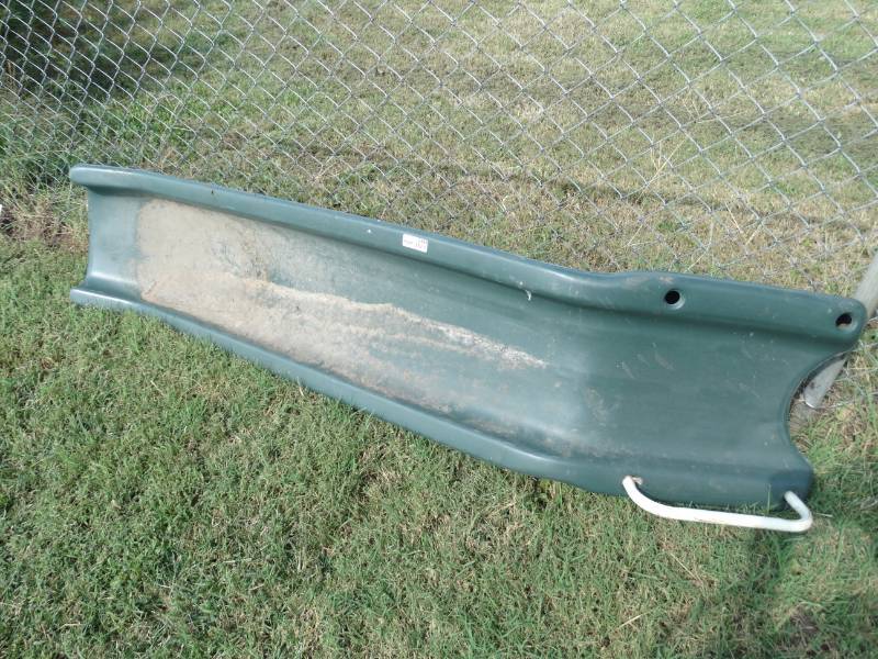lot 5493 image: Plastic playground slide