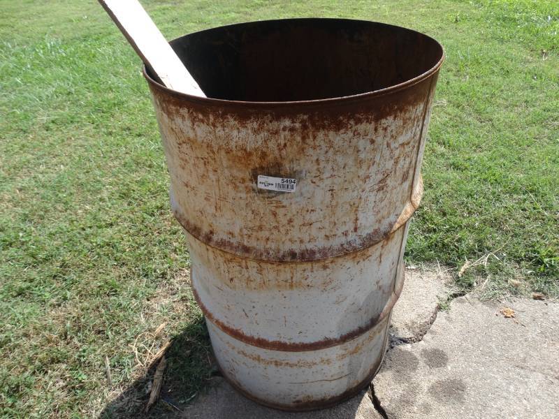 lot 5494 image: Metal burn barrel
