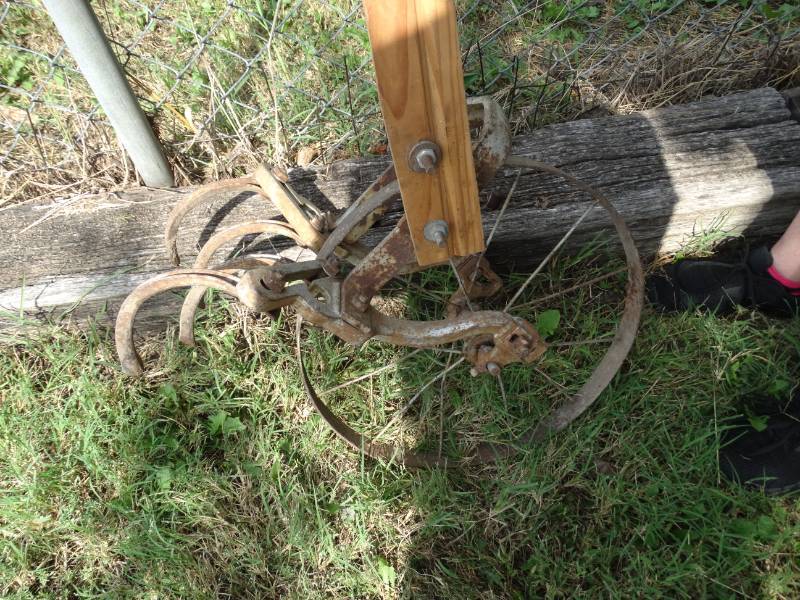 lot 5496 image: Old garden tiller plow