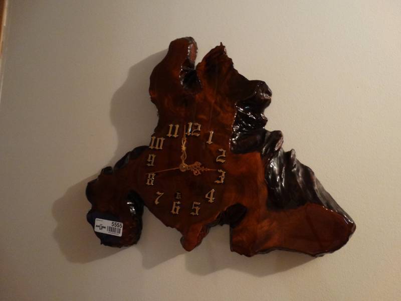 lot 5555 image: Live edge wood wall clock