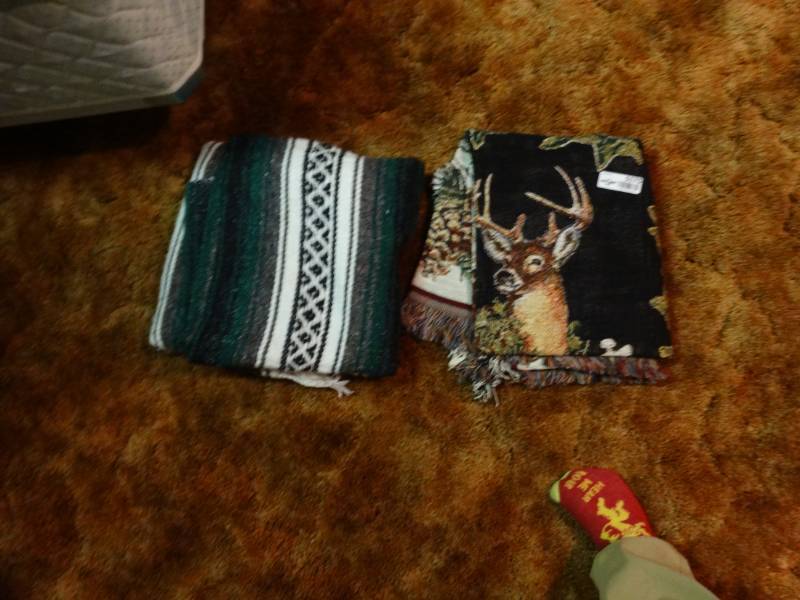 lot 5575 image: Indian blanket & throw blanket