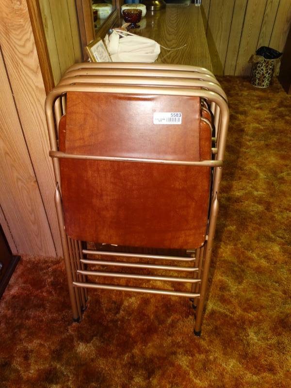lot 5583 image: 4 folding chairs