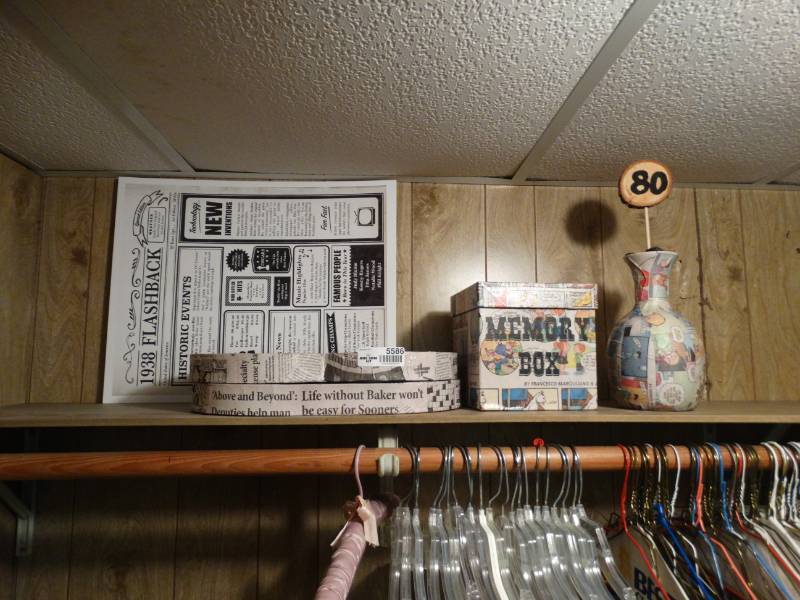 lot 5586 image: Lot of decor items