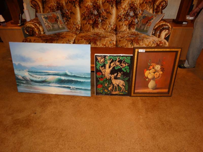 lot 5619 image: 3 pcs wall art