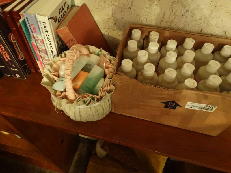 lot 5637 image: Lot of soap