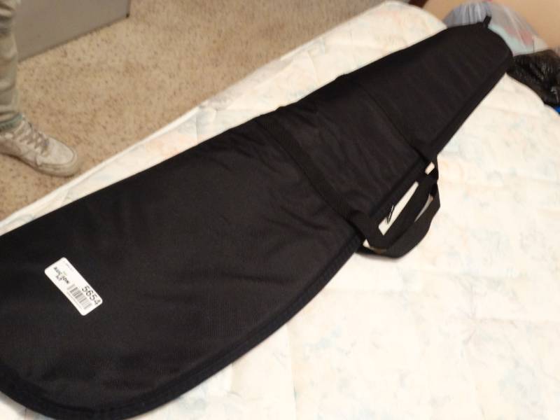 lot 5654 image: Gun case