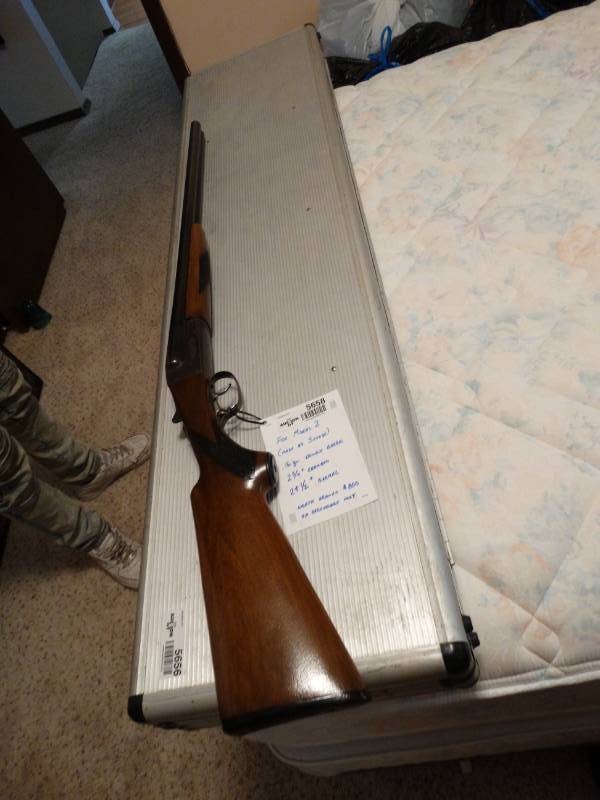 lot 5658 image: Fox Model B 16 g double barrel shotgun- Made by Savage