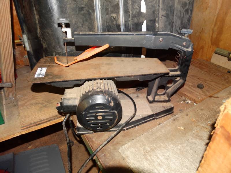 lot 5677 image: Scroll saw