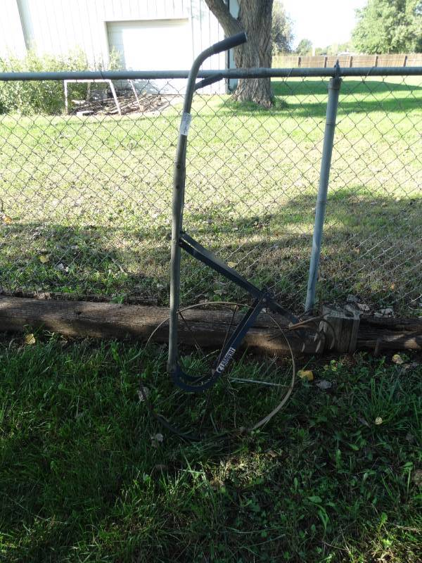 lot 5692 image: Old metal plow w handles