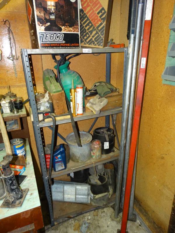 lot 5705 image: Metal shelf w contents