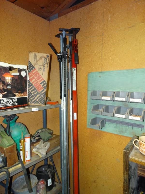 lot 5706 image: 4 load locks
