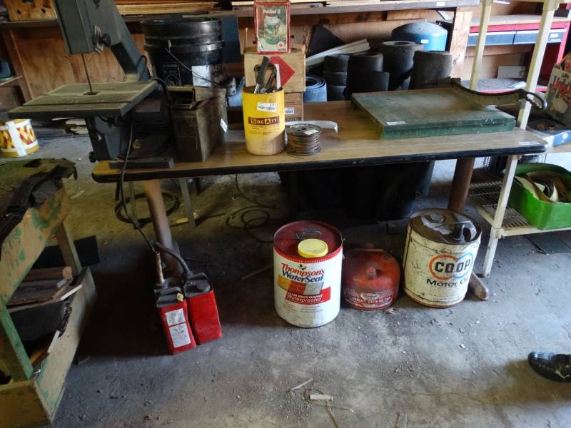 lot 5716 image: Shop table