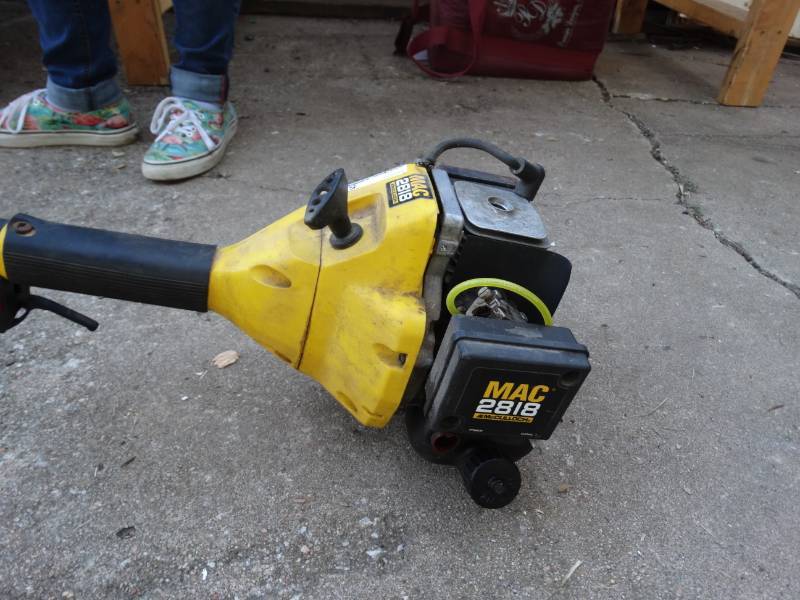 lot 5744 image: Gas weed eater