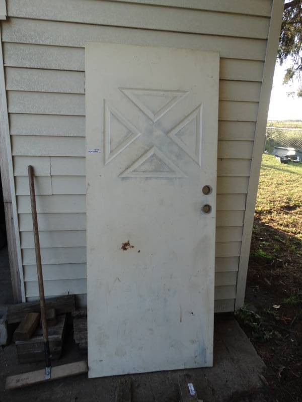 lot 5749 image: Wood entry door