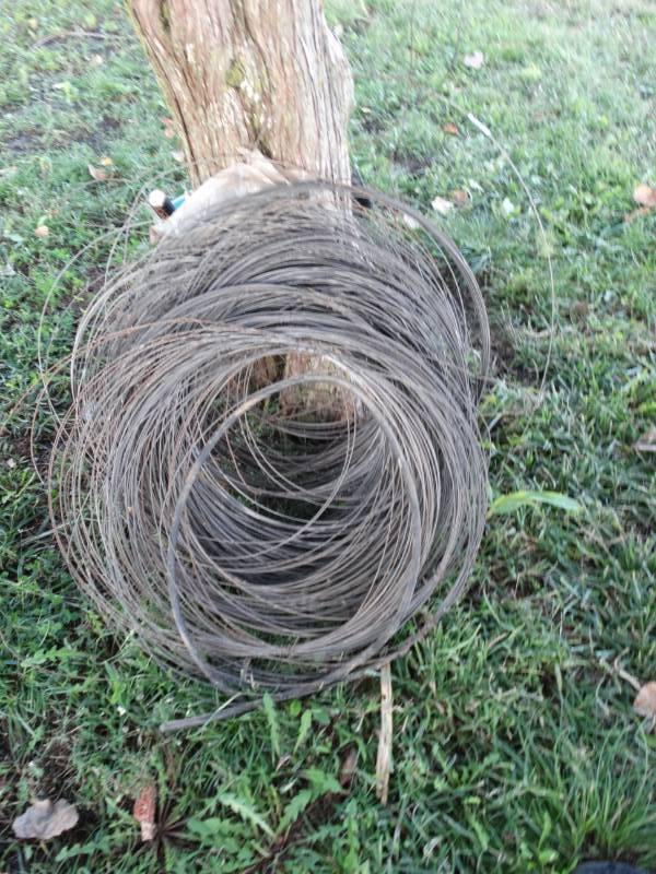 lot 5768 image: Large rolls of wire