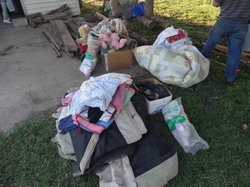 lot 5771 image: Lot of various shoes & clothes