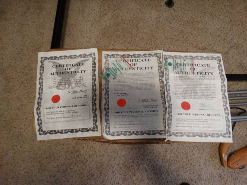 lot 5835 image: Tamiz Emeralds with certificates of authenticity