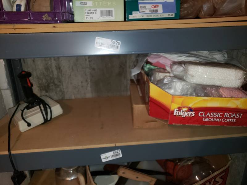 lot 5927 image: Box of Washcloths and other miscellaneous items