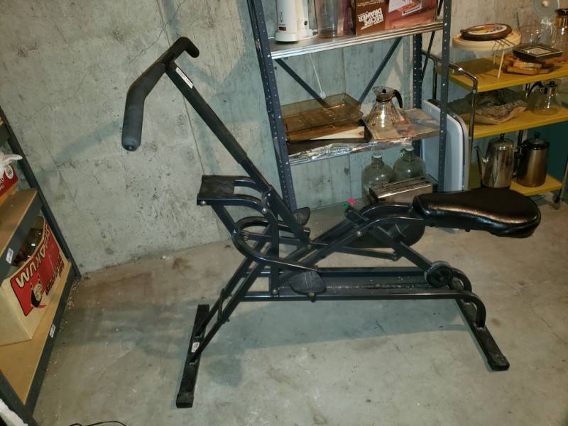 lot 5934 image: HealthRider exercise bike