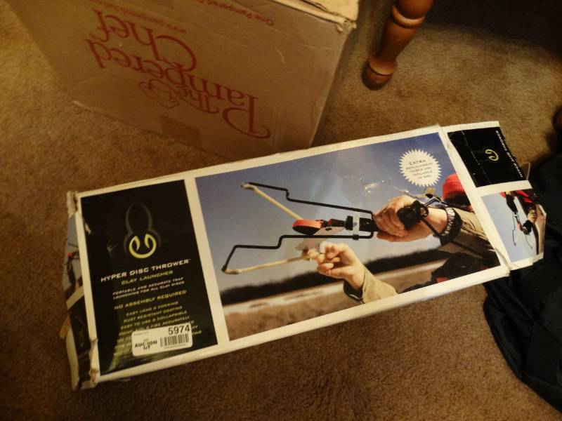 lot 5974 image: Hyper Disc Thrower clay launcher