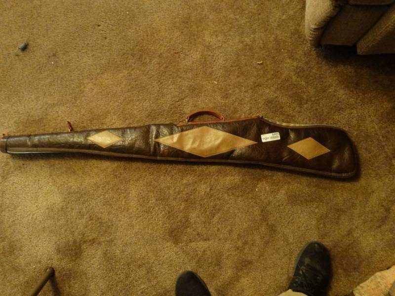 lot 5985 image: Vintage Gun case