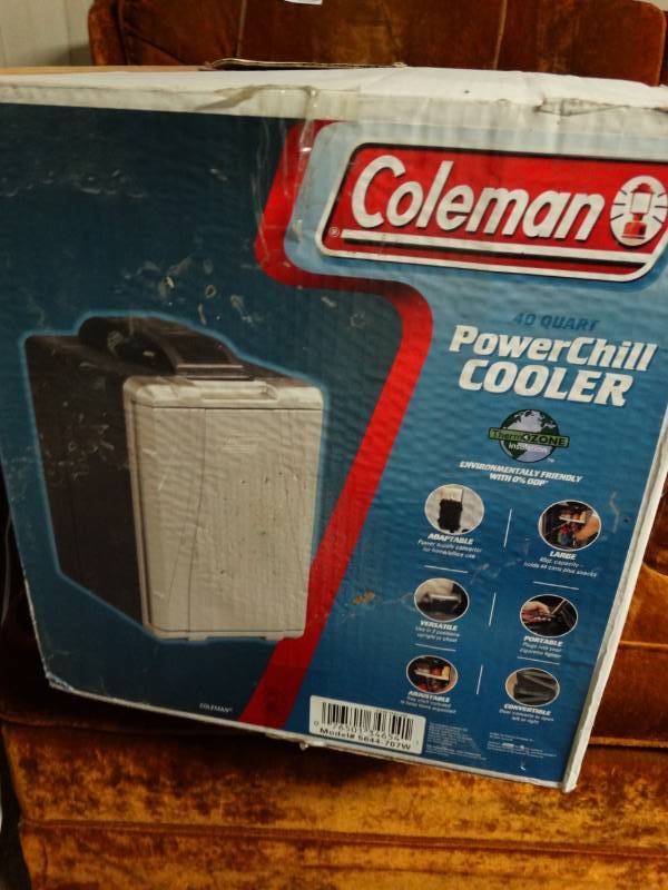 lot 6001 image: Coleman 40qt Powerchill Cooler