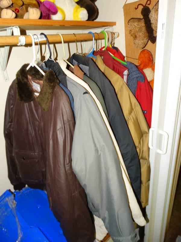 lot 6010 image: Mens Jackets