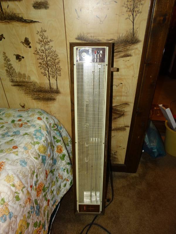 lot 6021 image: Electric heater