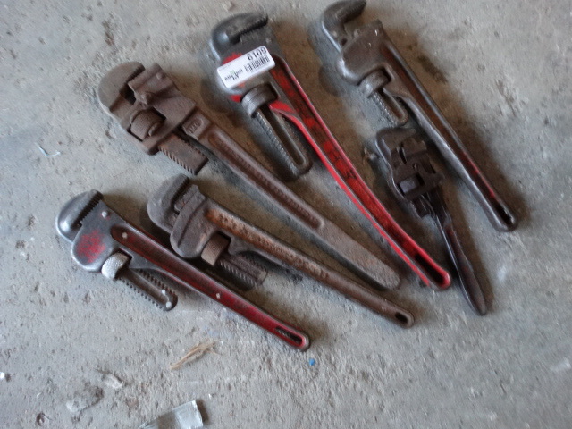 lot 6109 image: 6 pipe wrenches